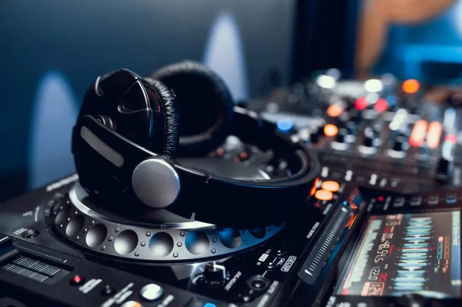 🎧 The Beat Matters: Why Choosing the Right DJ Can Make or Break Your Event
